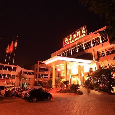 Emeishan Huasheng Hotel Dış mekan fotoğraf